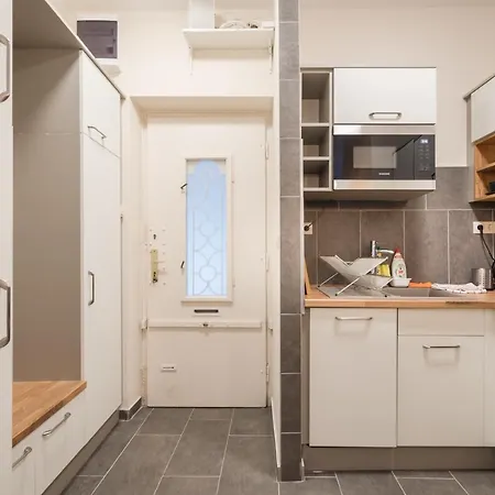 Bpr Blue Paradise With A/c 公寓 *